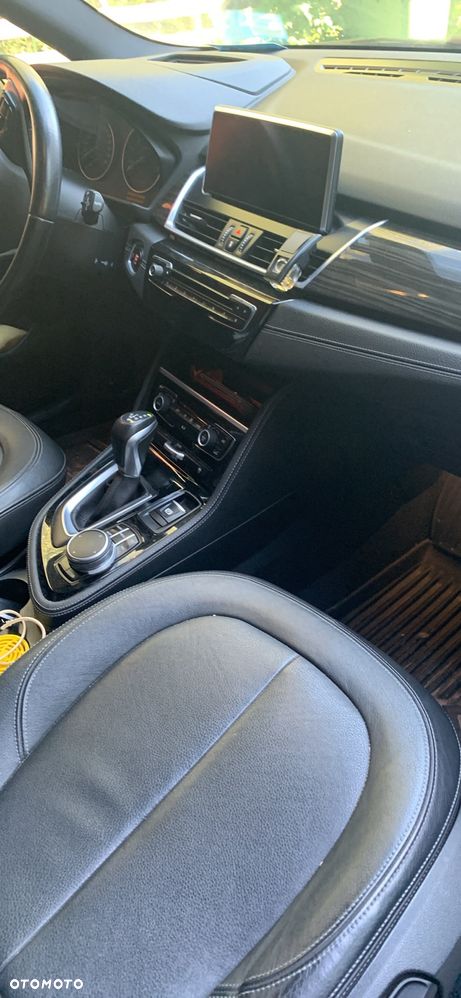 BMW Seria 2 218i Luxury Line - 10