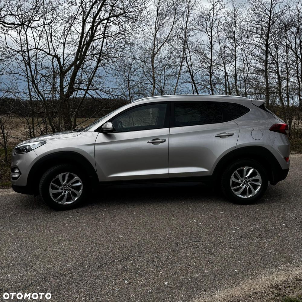 Hyundai Tucson 1.6 GDI BlueDrive Design 2WD - 11