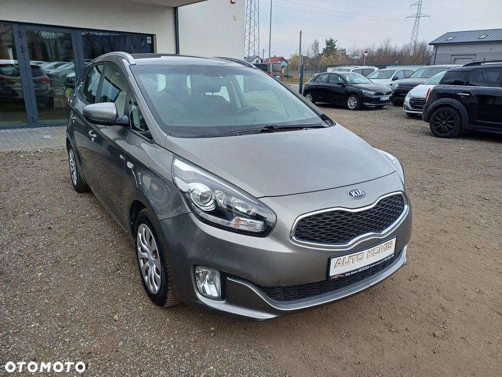 Kia Carens 1.7 CRDi 115 Dream Team Edition - 9