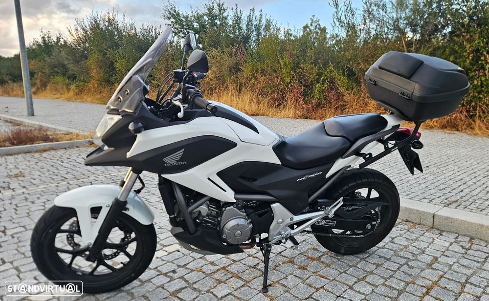 Honda NC700X - 4