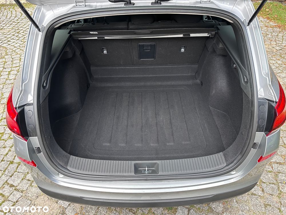 Hyundai i30 - 16
