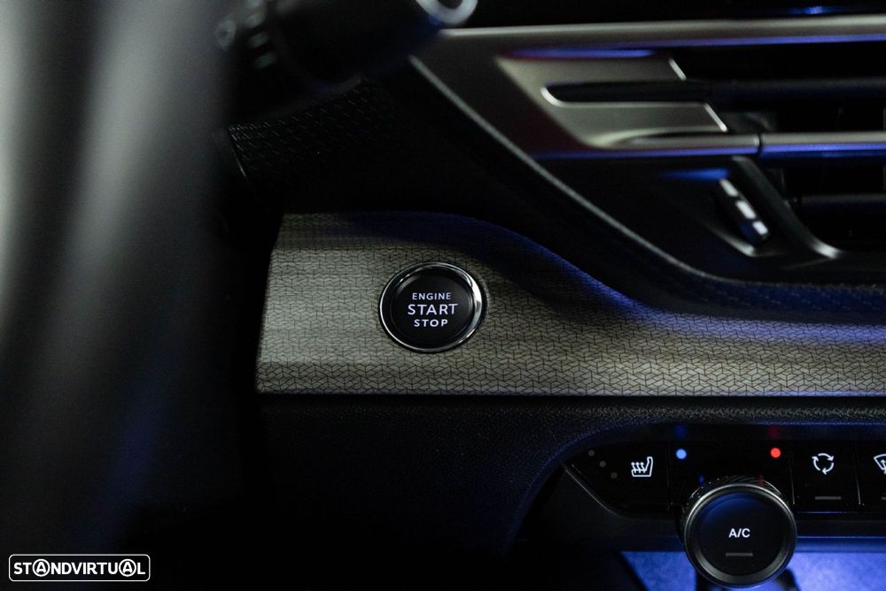 Citroën C5 X 1.6 Hybrid Shine Pack e-EAT8 - 23