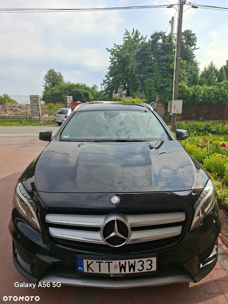 Mercedes-Benz GLA 250 4-Matic - 5