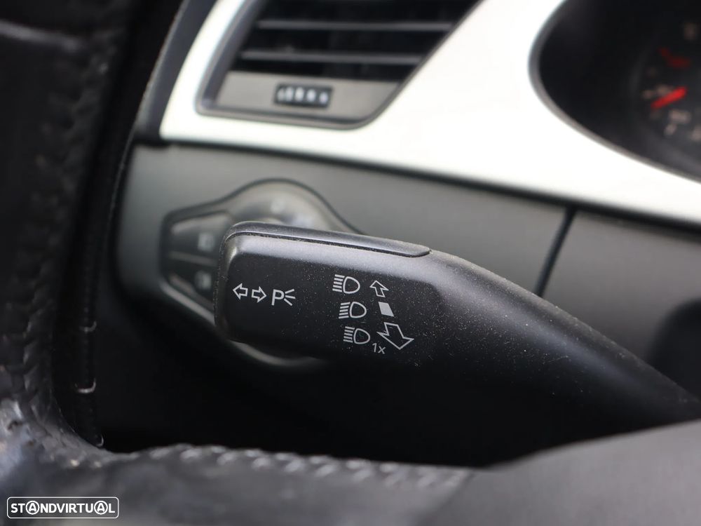 Audi A4 Avant 2.0 TDI - 11