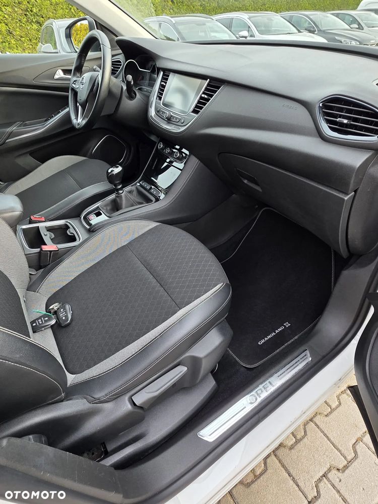 Opel Grandland X 1.6 D Start/Stop INNOVATION - 24