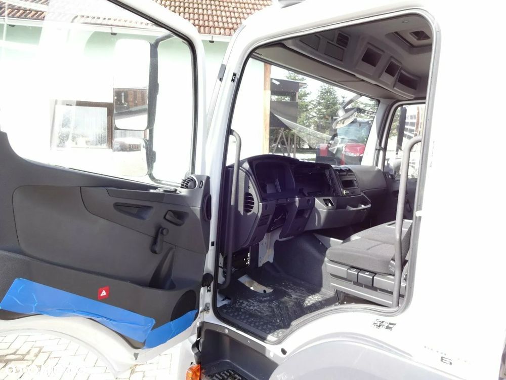 Mercedes Benz Atego Euro 6 2020 2021 - 7