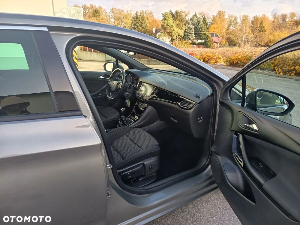 Opel Astra 1.4 T Elite - 29