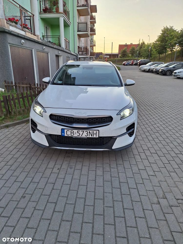 Kia XCeed 1.5 T-GDI M - 3