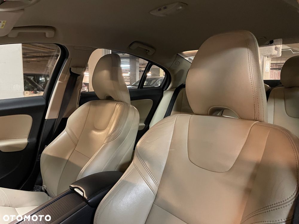 Volvo S60 T3 Drive-E Summum - 14