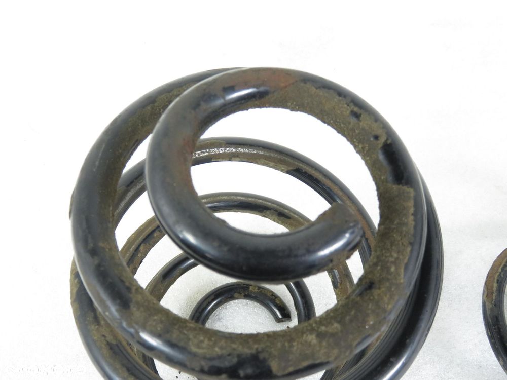 SPRĘŻYNY TYŁ KIA RETONA 2.0 TD - 2