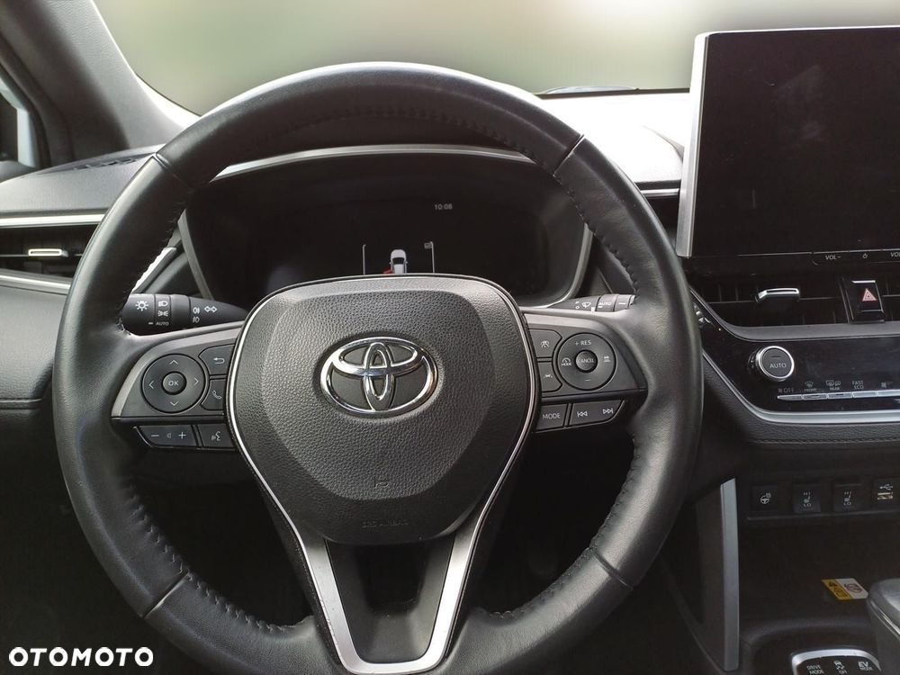 Toyota Corolla Cross - 16