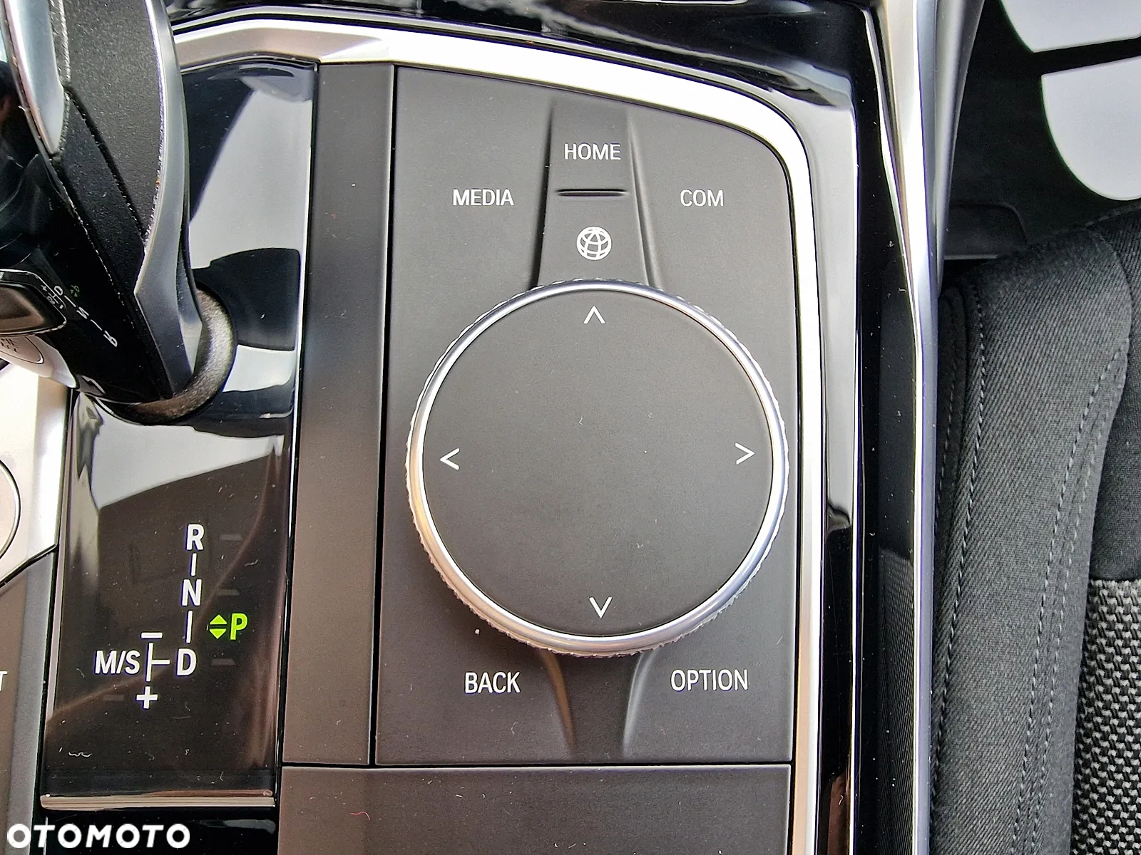 BMW Seria 3 318i Luxury Line - 15