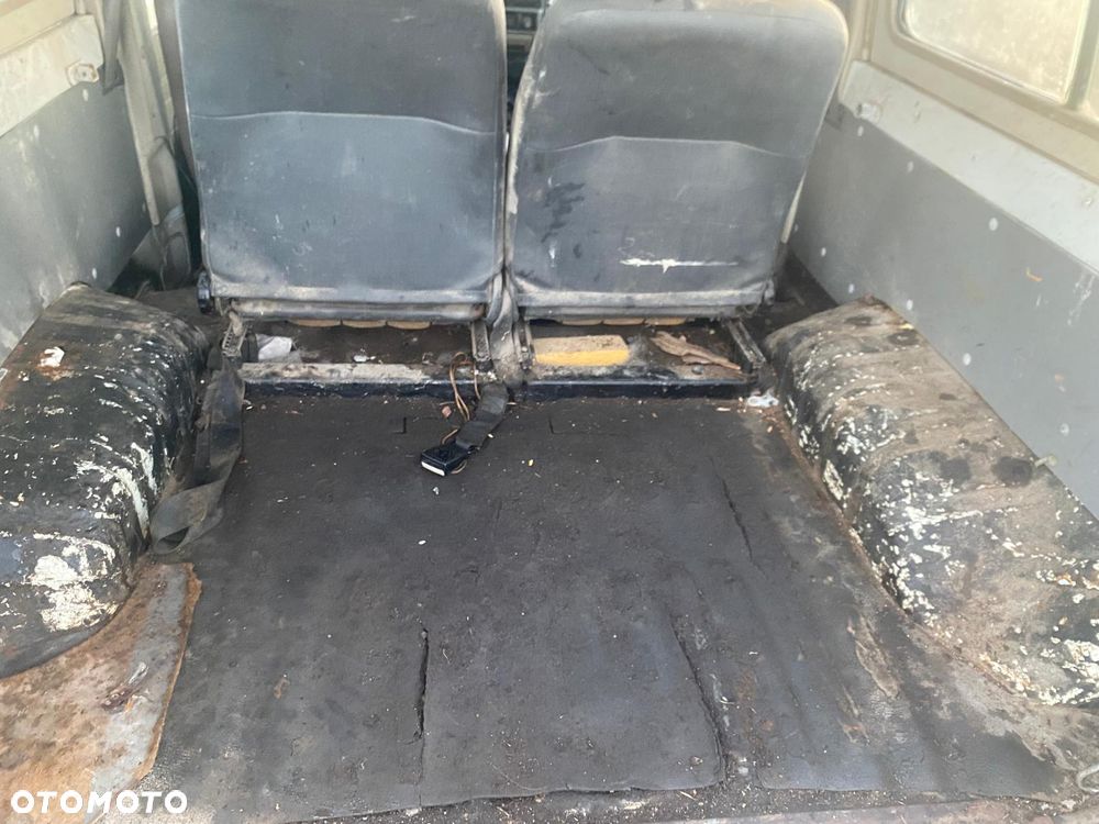 Toyota Land Cruiser - 17
