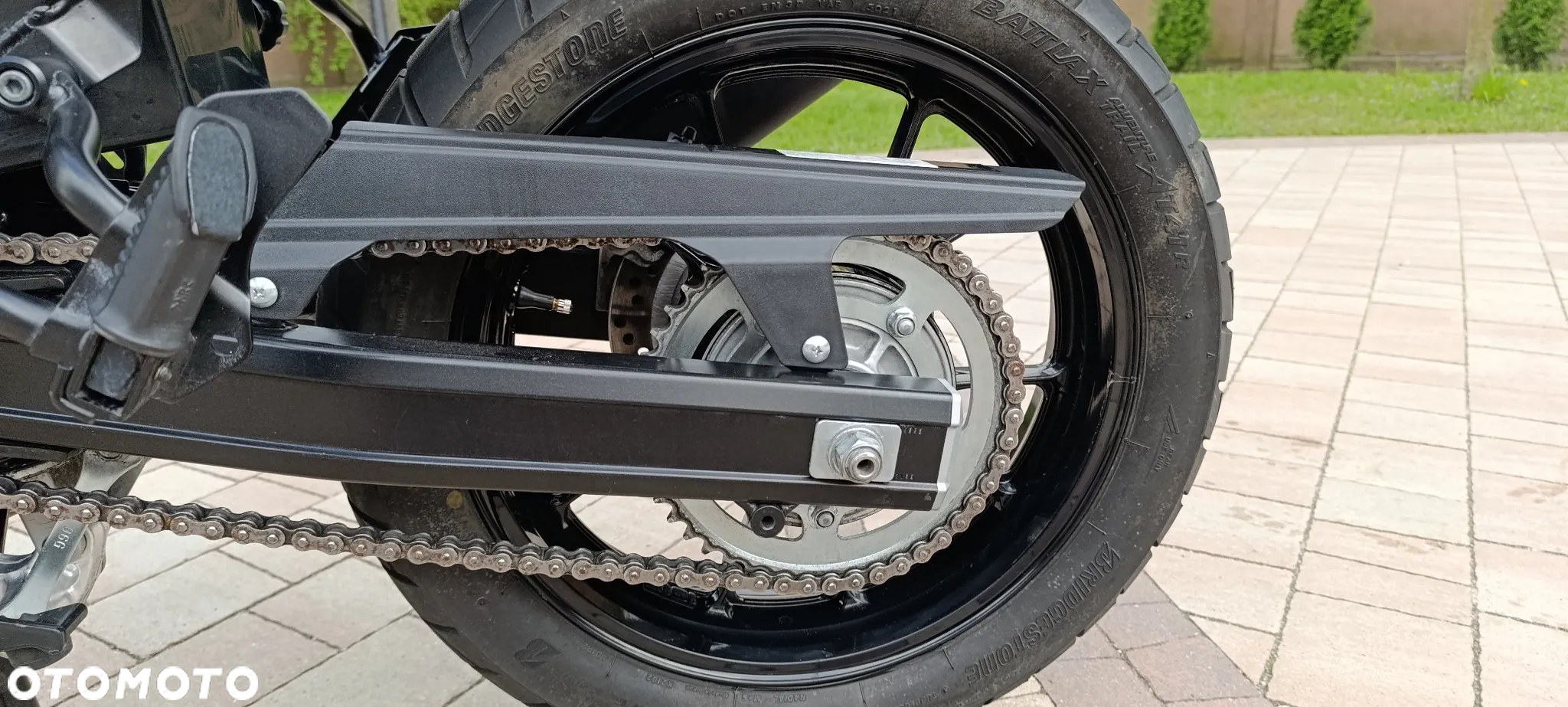 Suzuki V-STROM - 32