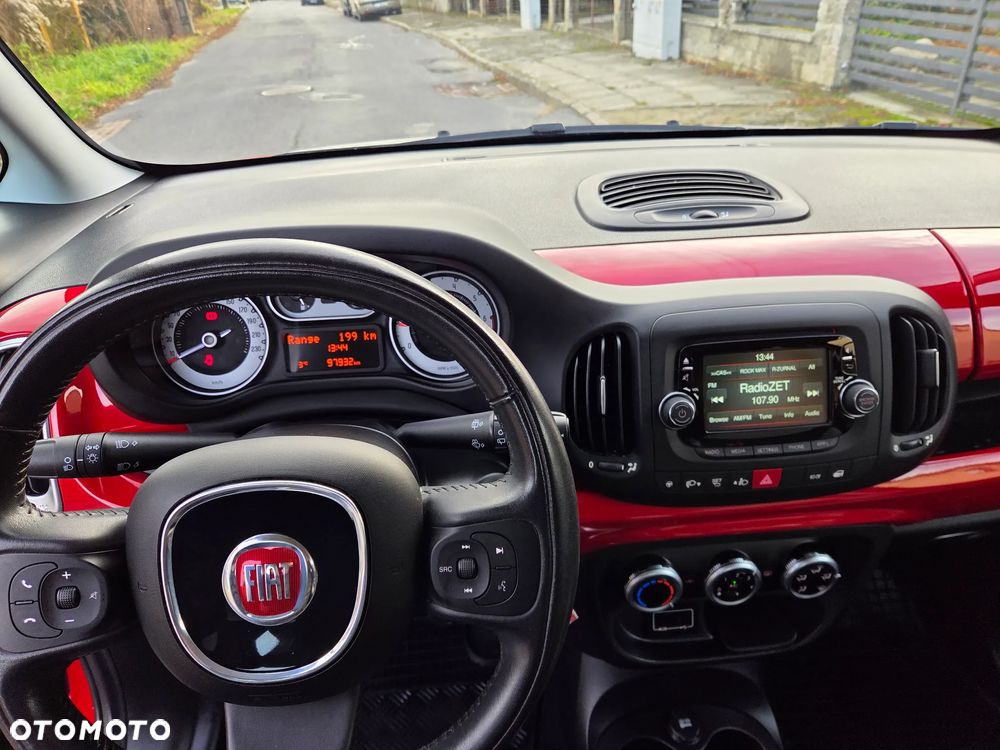 Fiat 500L 1.4 16V (RED) - 10