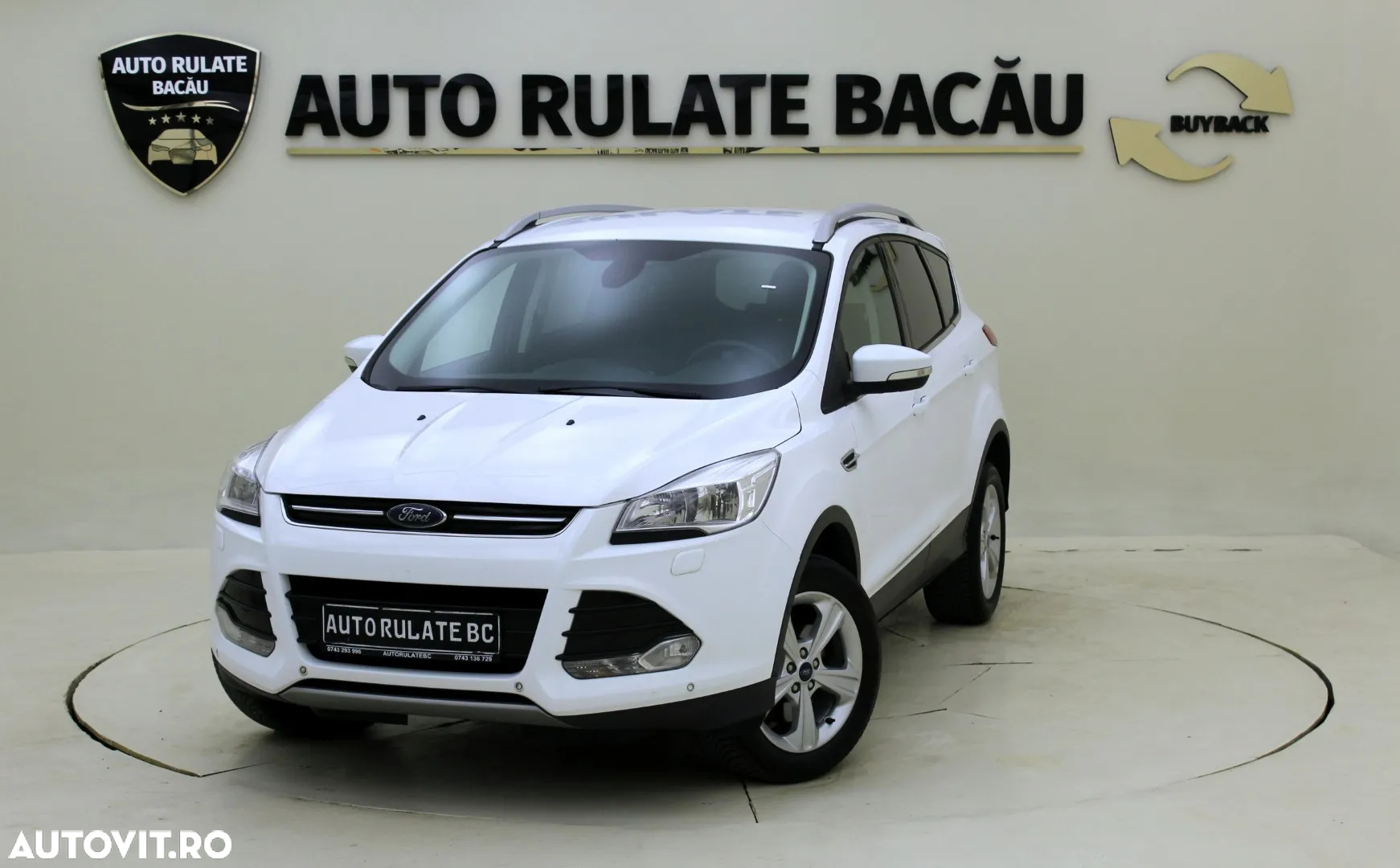 Ford Kuga - 2