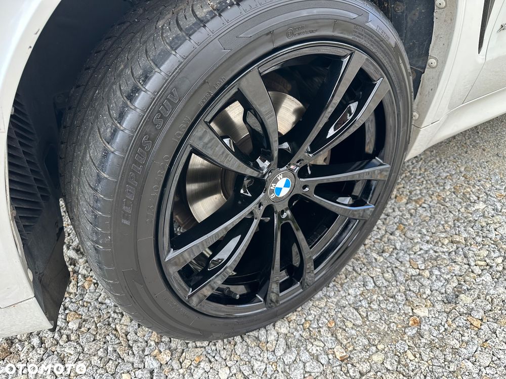 BMW X5 xDrive35i - 28
