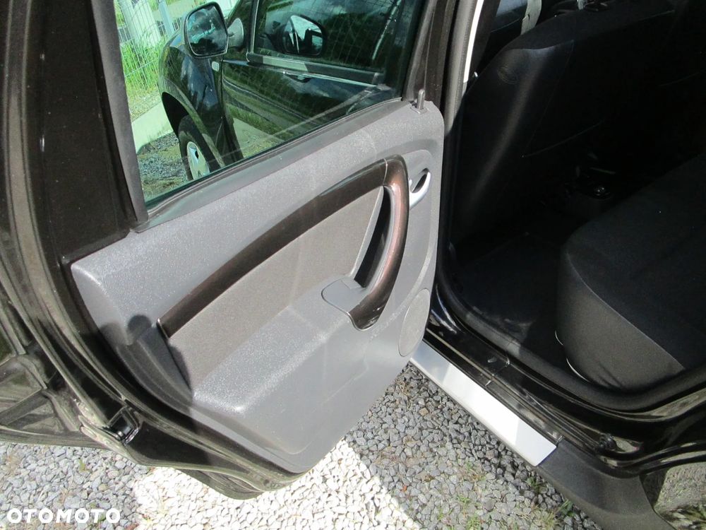 Dacia Duster 1.6 16V 4x2 Prestige - 19