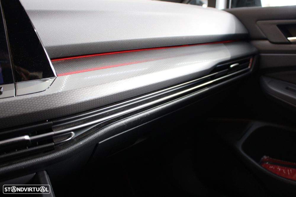 VW Golf 2.0 TSI GTI DSG - 37