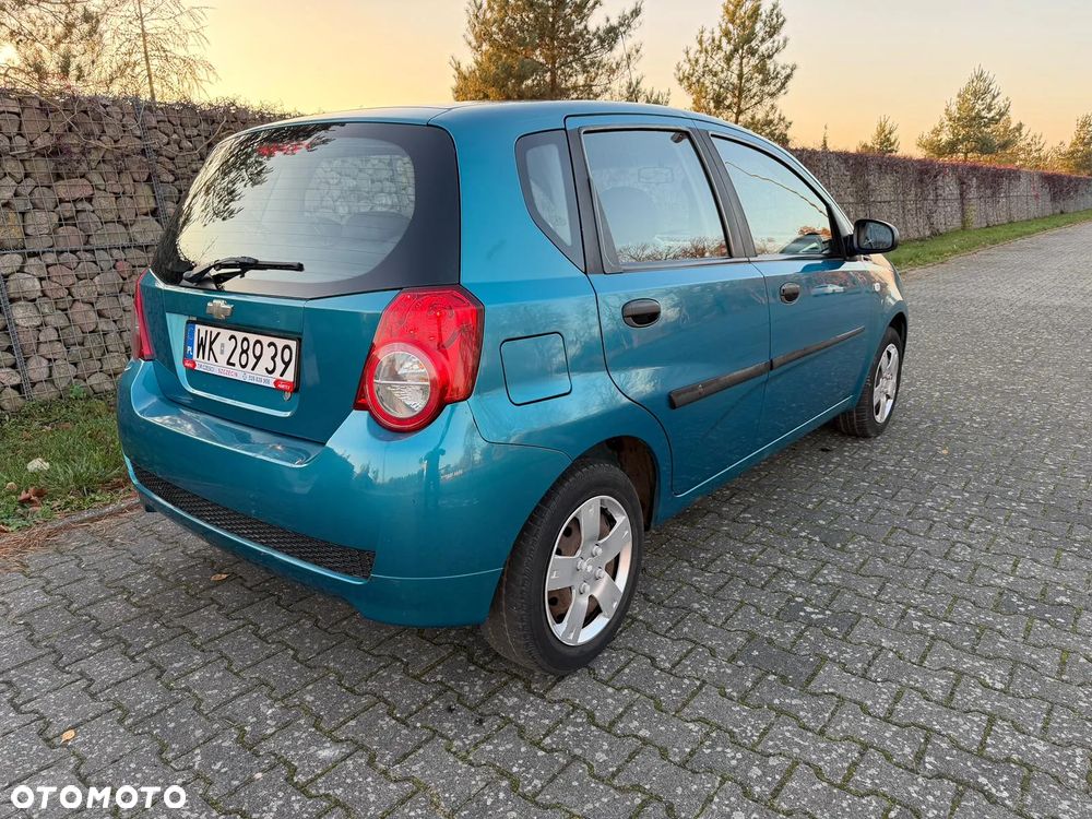 Chevrolet Aveo 1.2 16V Base - 2