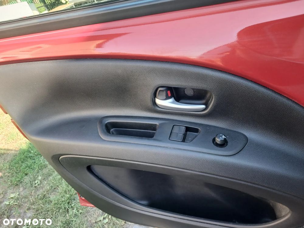 Toyota Aygo X 1.0 VVT-i Undercover - 13