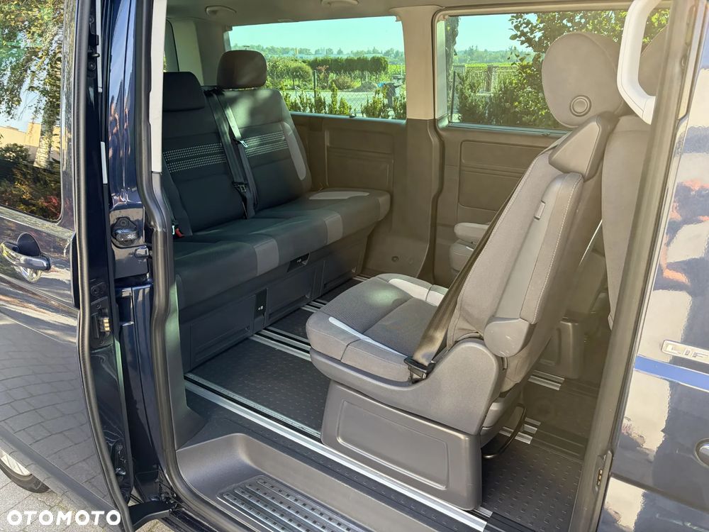 Volkswagen Multivan - 9
