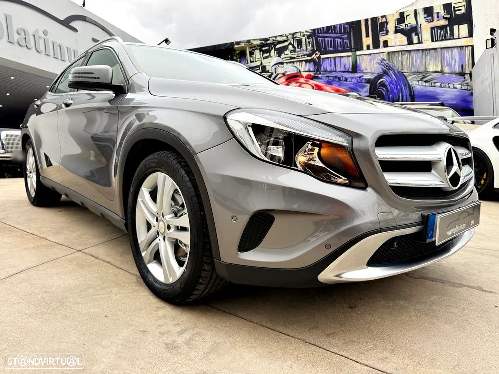 Mercedes-Benz GLA 180 CDI - 40