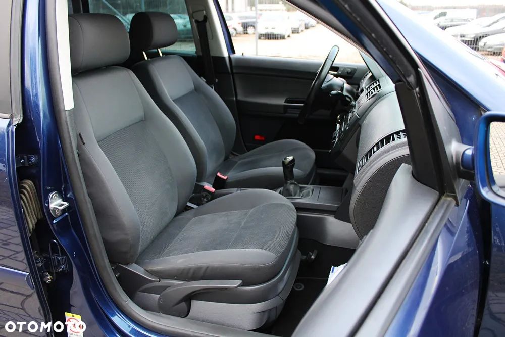 Volkswagen Polo 1.4 Comfortline - 29
