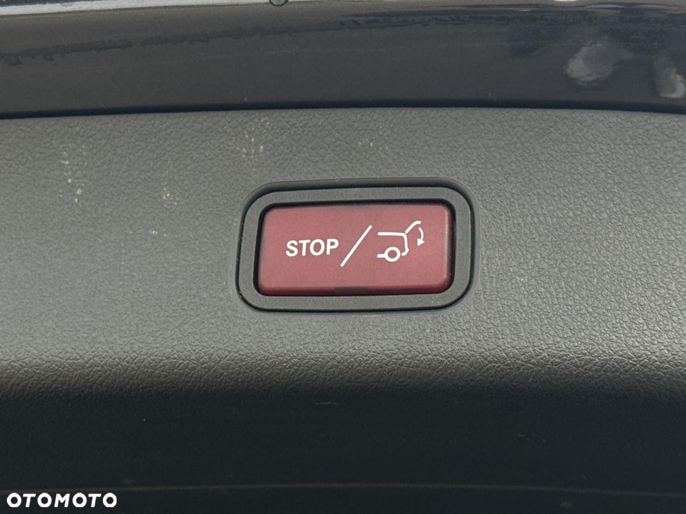 Mercedes-Benz GLC - 19