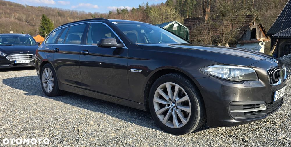 BMW Seria 5 520d xDrive - 8