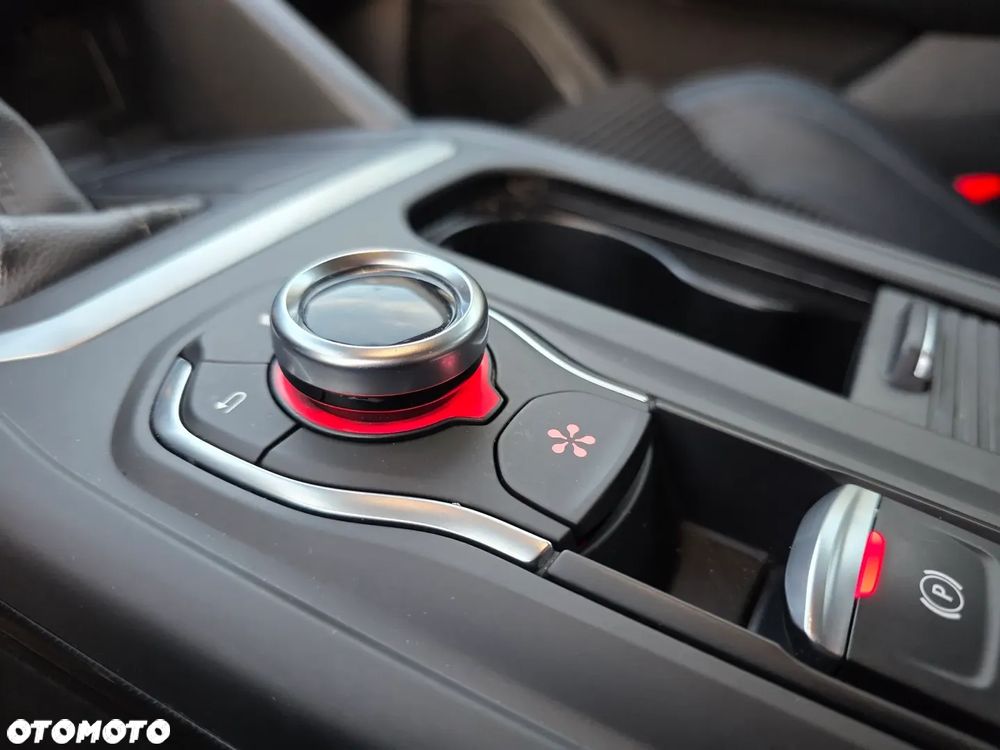 Renault Talisman TCe 160 EDC GPF INITIALE PARIS - 29