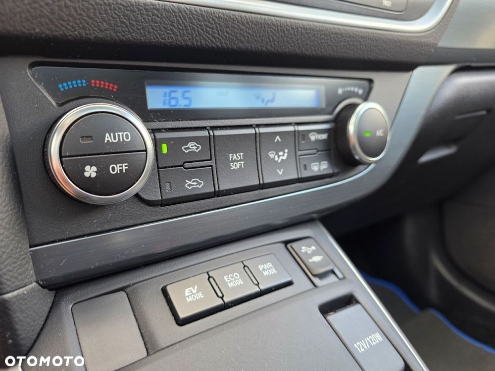 Toyota Auris - 4