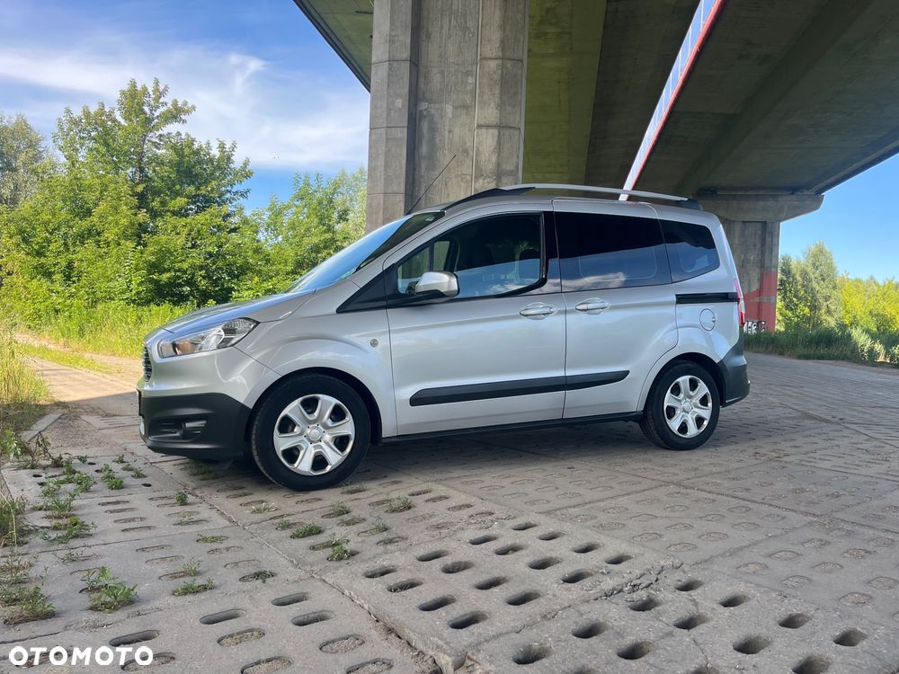 Ford Transit courier - 2