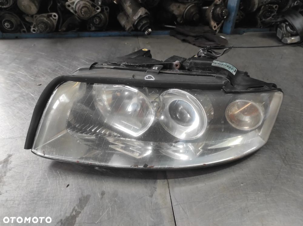 LAMPA LEWA PRZEDNIA LEWY PRZÓD AUDI A4 B6 SOCZEWKA H7 ..Q..  WYSYŁKA !!! - 1