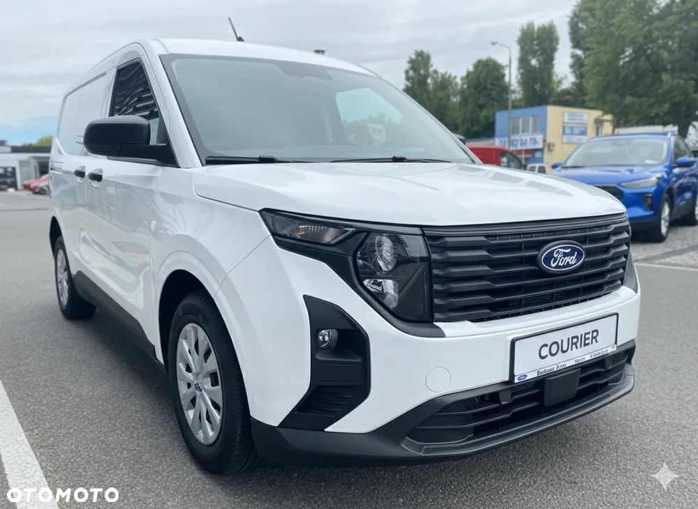 Ford Transit Courier - 3