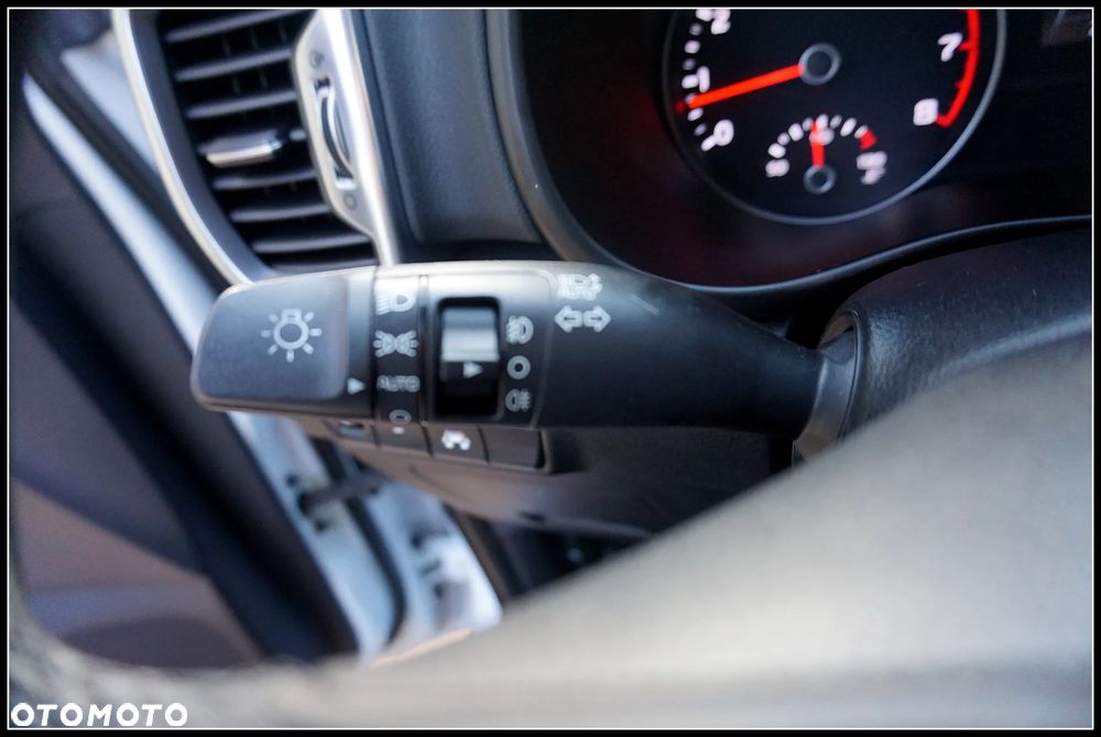 Kia Sportage 1.6 GDI Business Line 2WD - 18