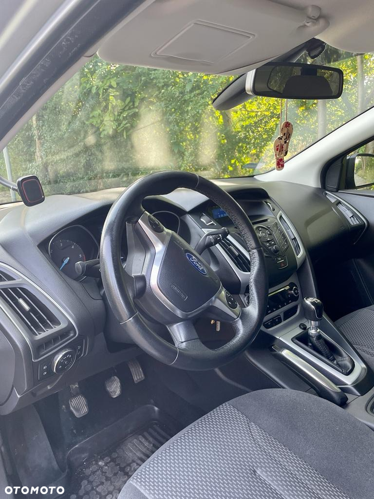 Ford Focus - 9