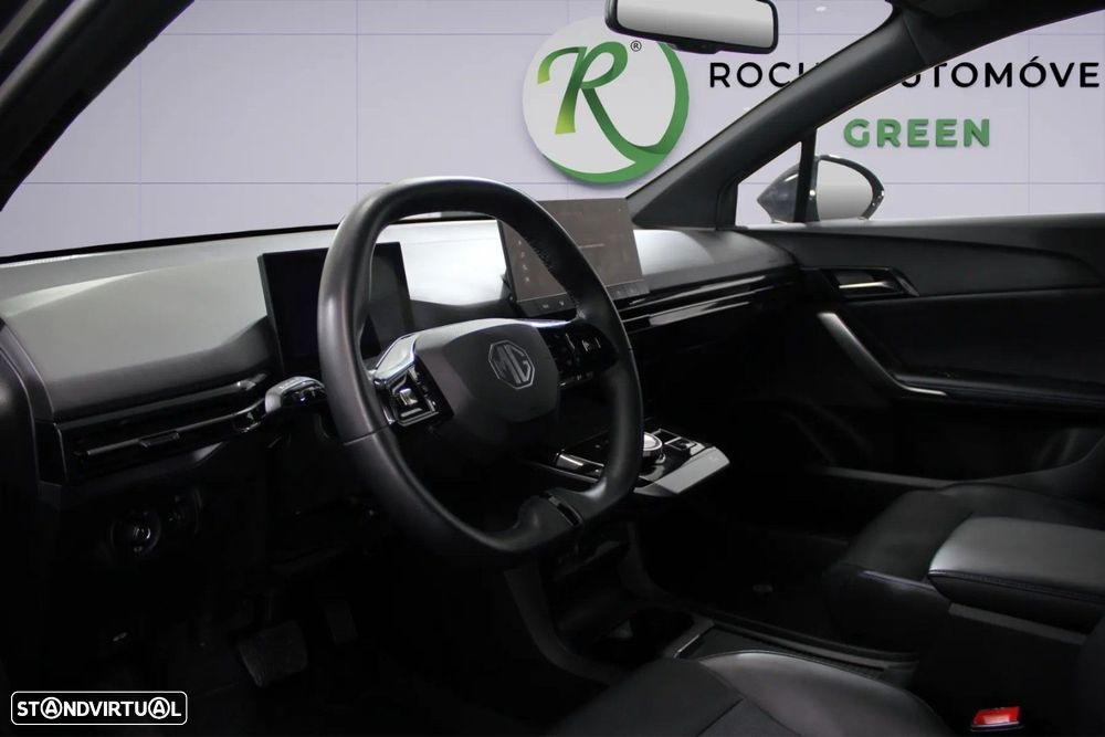 MG MG4 64 kWh Luxury - 8