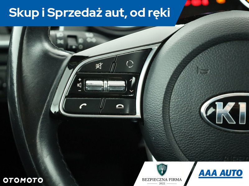 Kia Ceed - 14