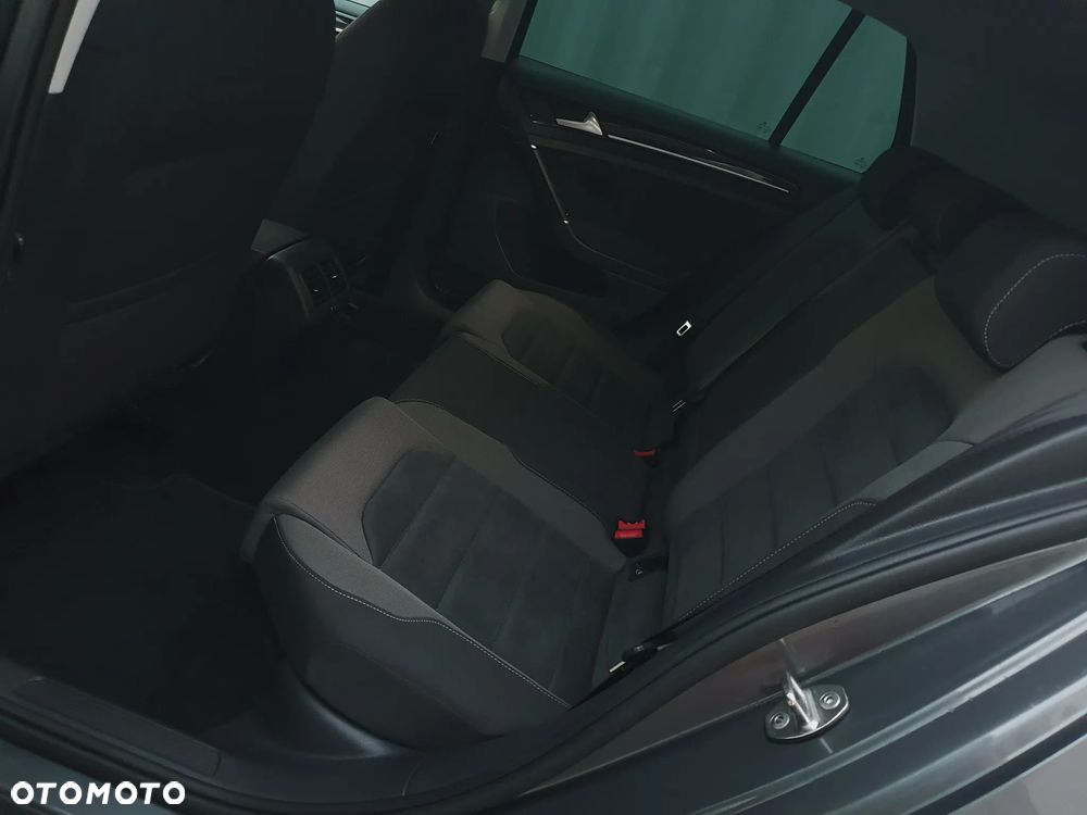 Volkswagen Golf 1.4 TSI BMT Highline - 16