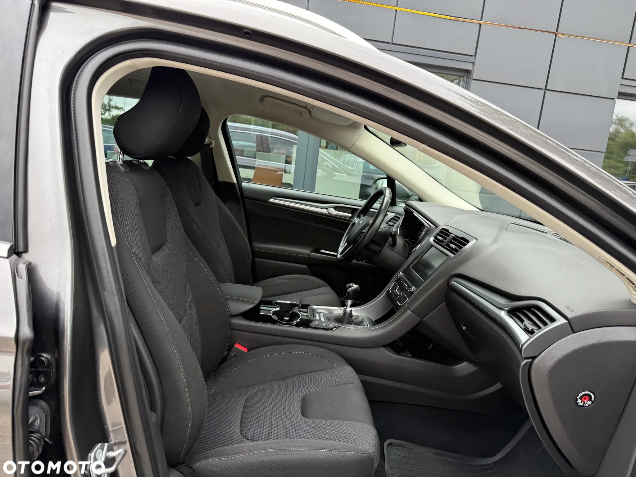 Ford Mondeo 2.0 TDCi Ambiente - 23