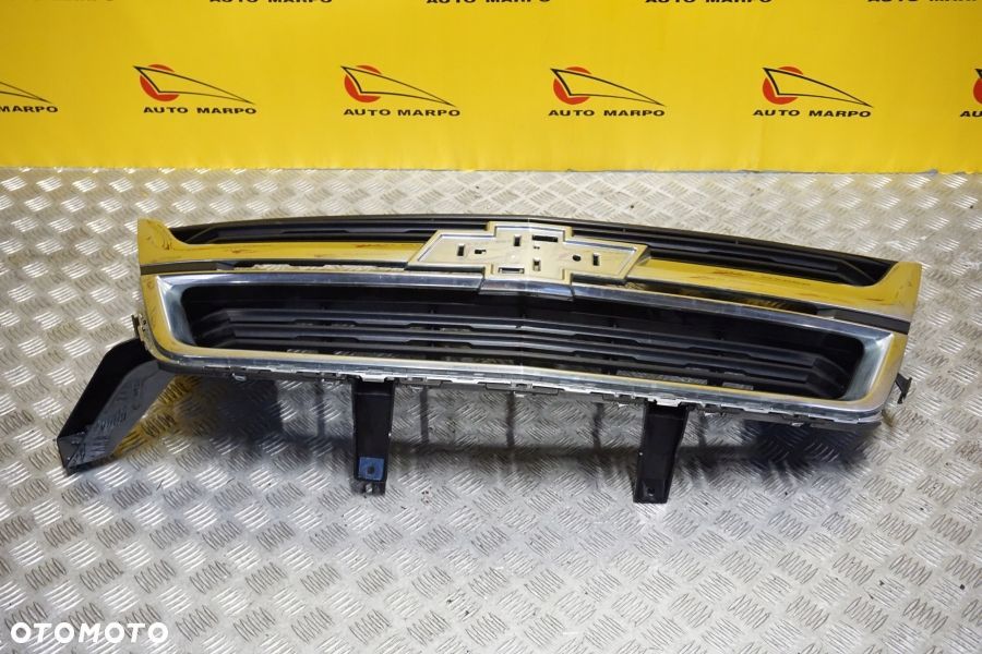 CHEVROLET COLORADO 2015 - 2020 Atrapa Przód Grill Chrom USA - 3
