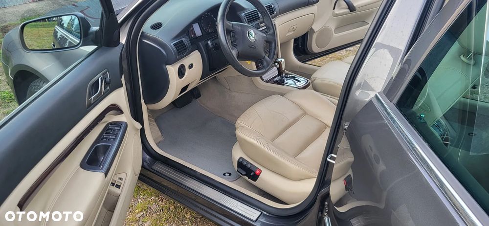 Skoda Superb - 18