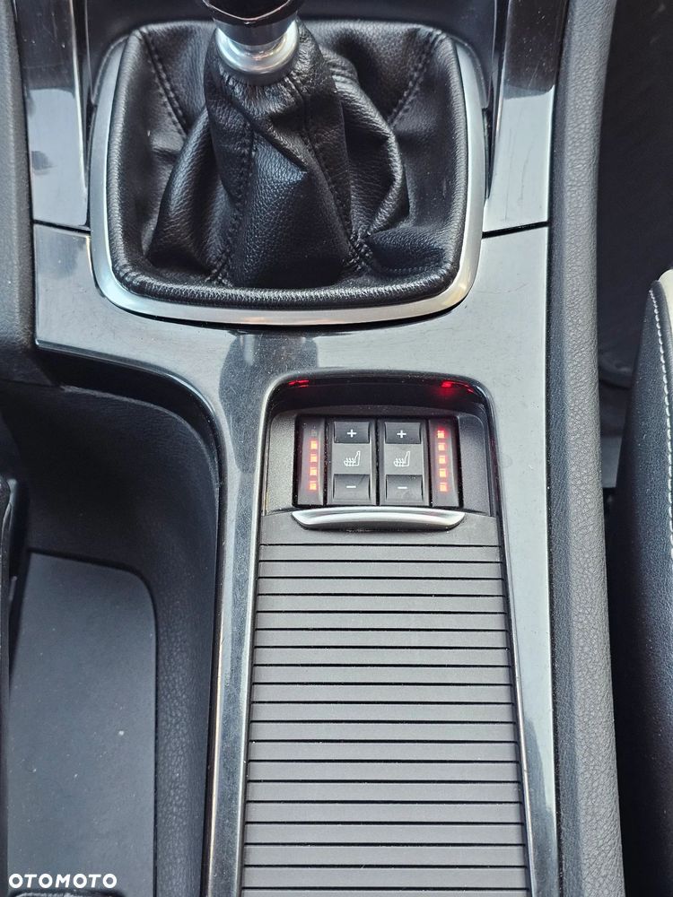 Ford Mondeo SW 2.0 TDCi Titanium X - 19