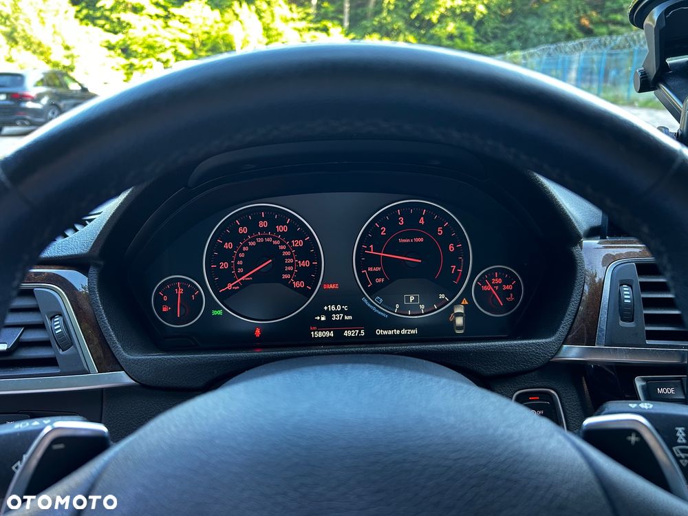 BMW Seria 3 328i xDrive - 12