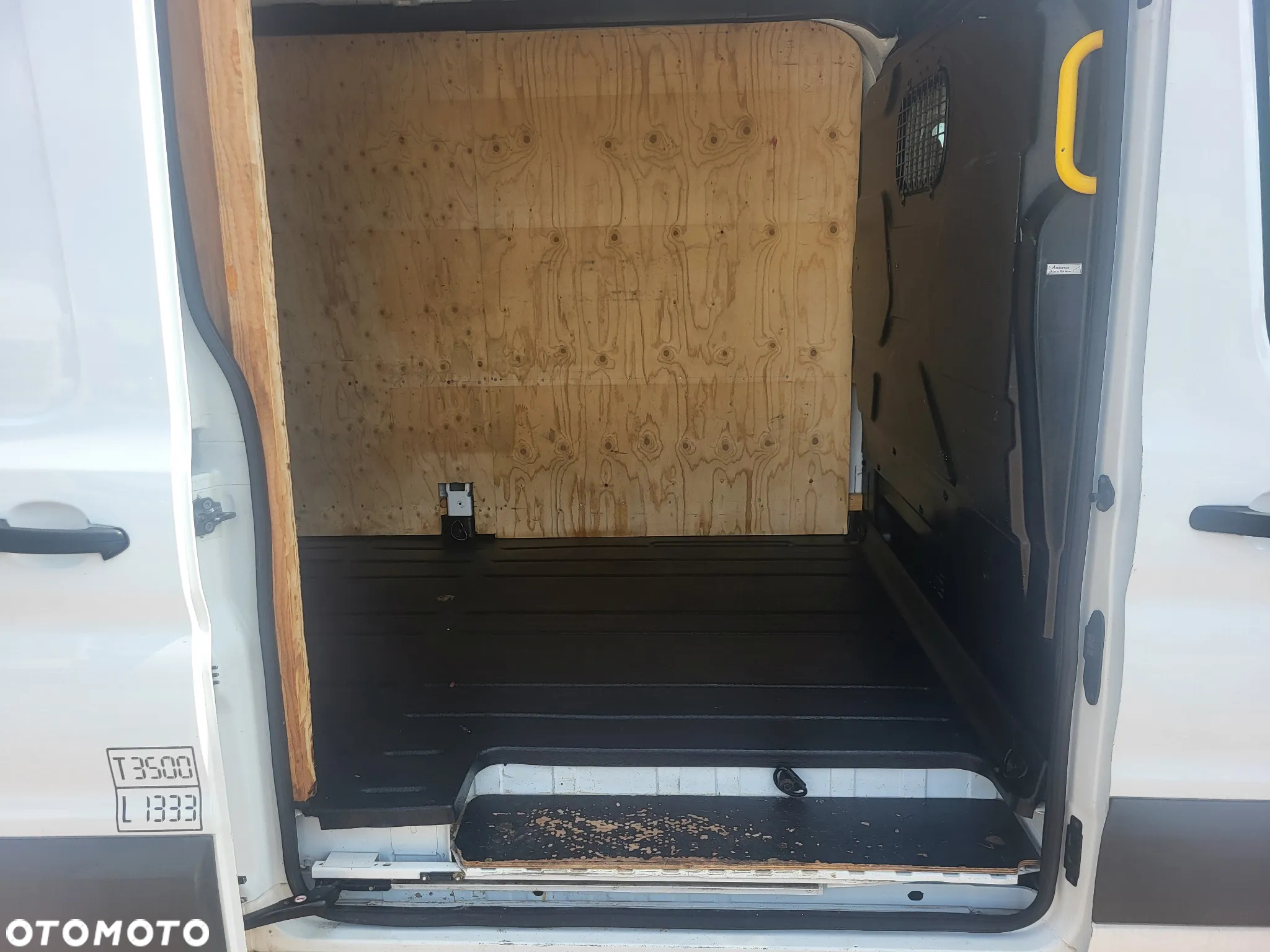 Ford Transit - 28