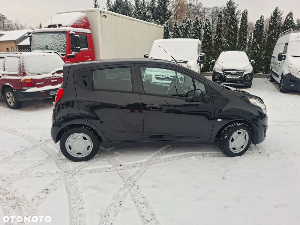 Chevrolet Spark 1.0 - 9