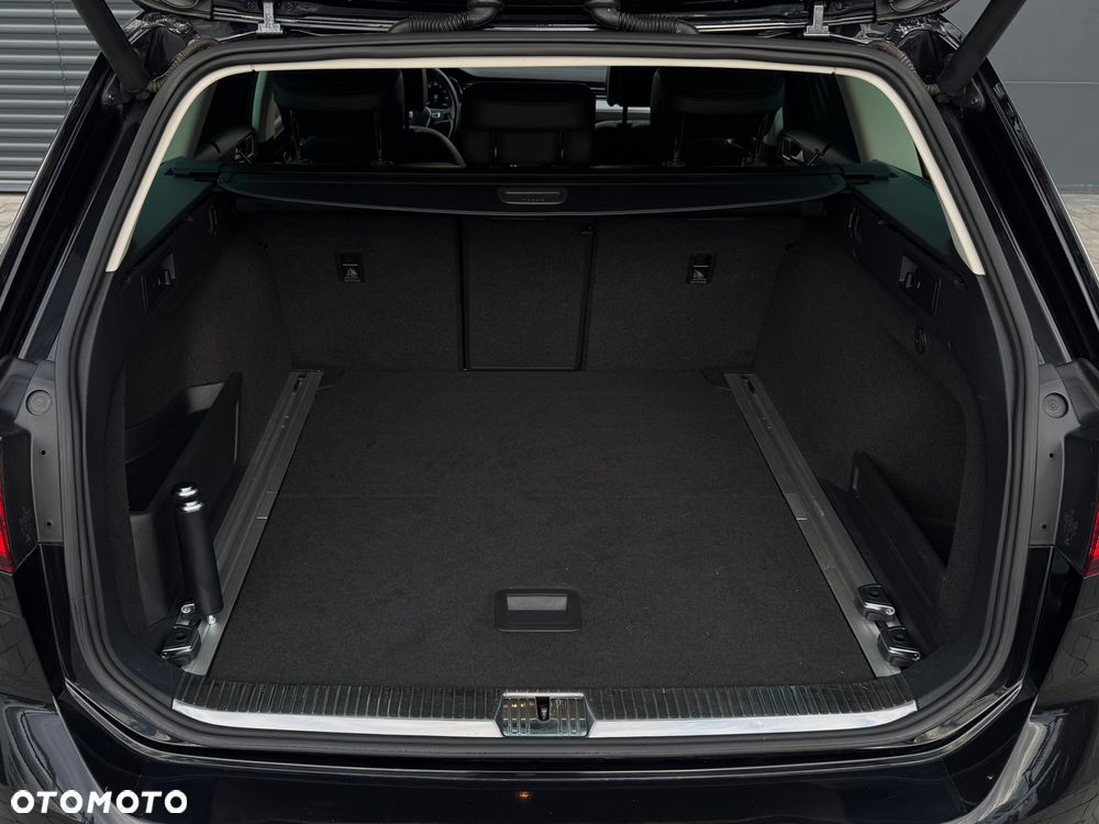 Volkswagen Passat 2.0 TDI 4Mot Elegance DSG - 36