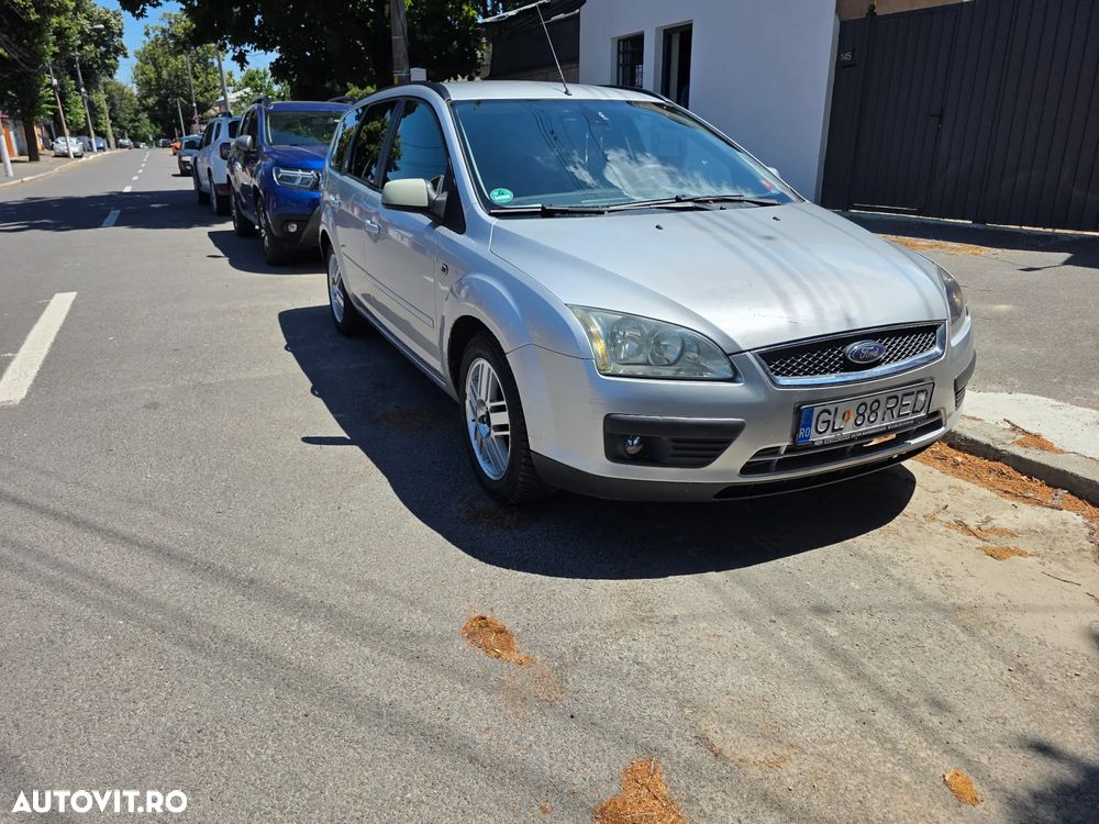 Ford Focus 1.6 TDCI DPF Ghia - 5
