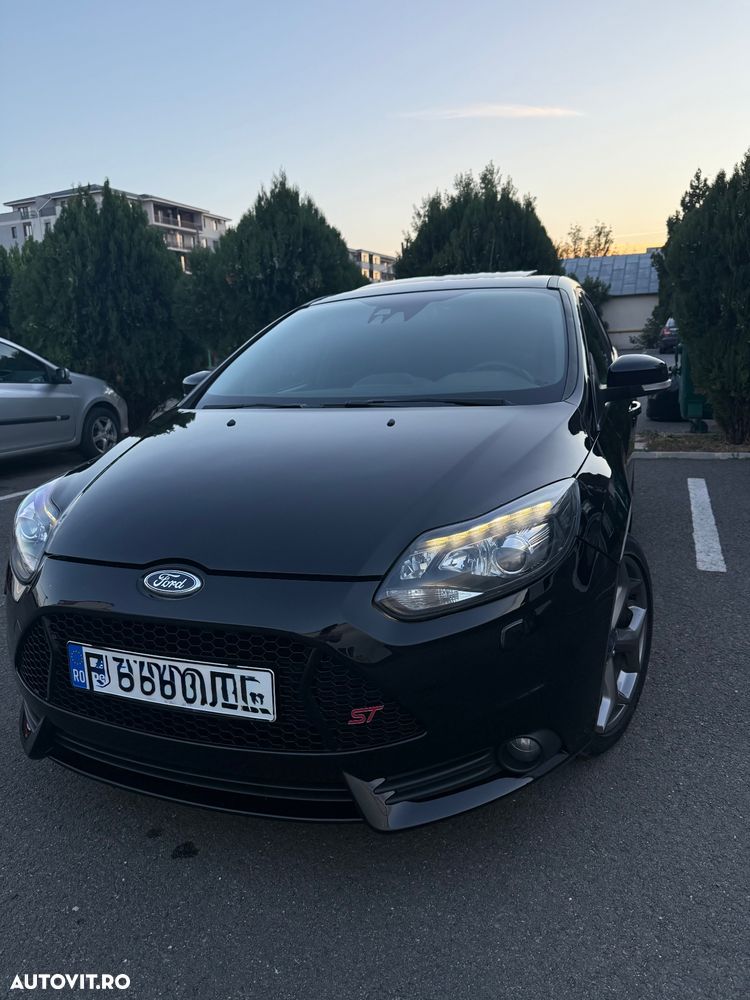 Ford Focus - 1